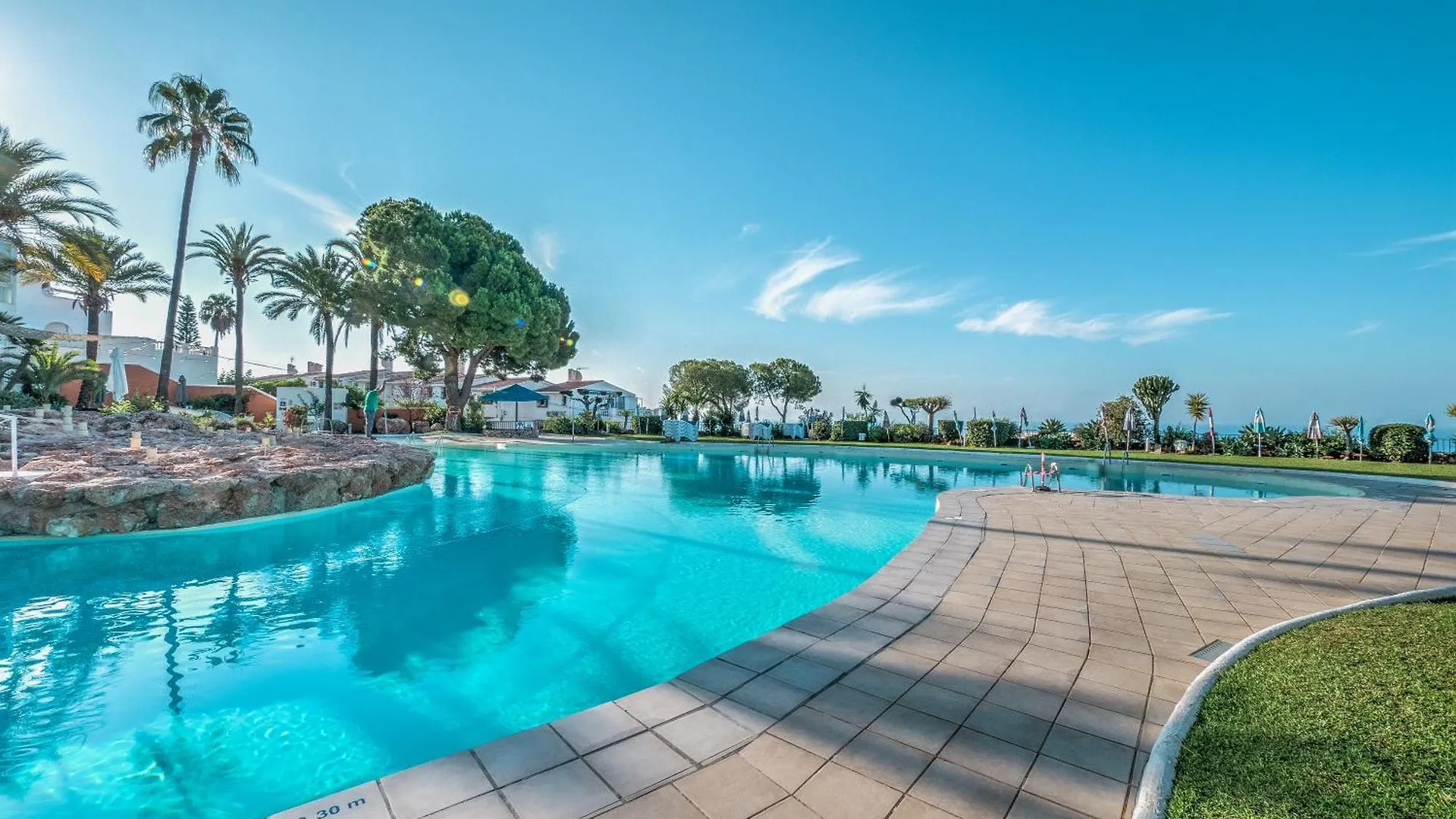 Top Renovated Apartment With Nerjas Biggest Pool